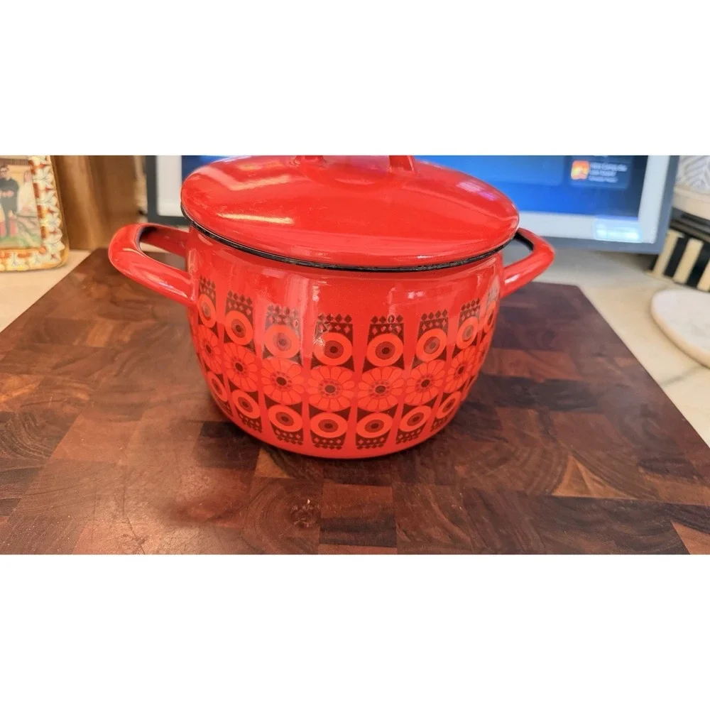 Vintage KAJ FRANCK Arabia Finel Red Flowers Enamel pot w/lid Finland MCM  2.5 l